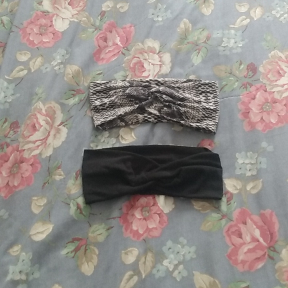 Black and snake skin headband(s)